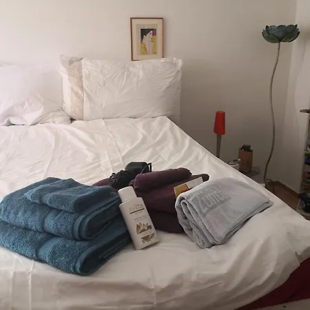 2comfort Bedrooms 5min Walk From Main Station Privat bolig